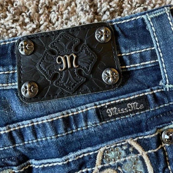 Miss Me Boyfriend Capri JB5692P5 Dark Wash Cropped Jeans Women’s Size 29 EUC - Picture 6 of 13